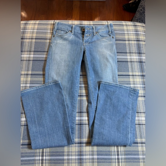 Citizens Of Humanity Denim - Citizens of Humanity Jerome Dahan Low Waist Stretch Boot Cut Denim Jean 26